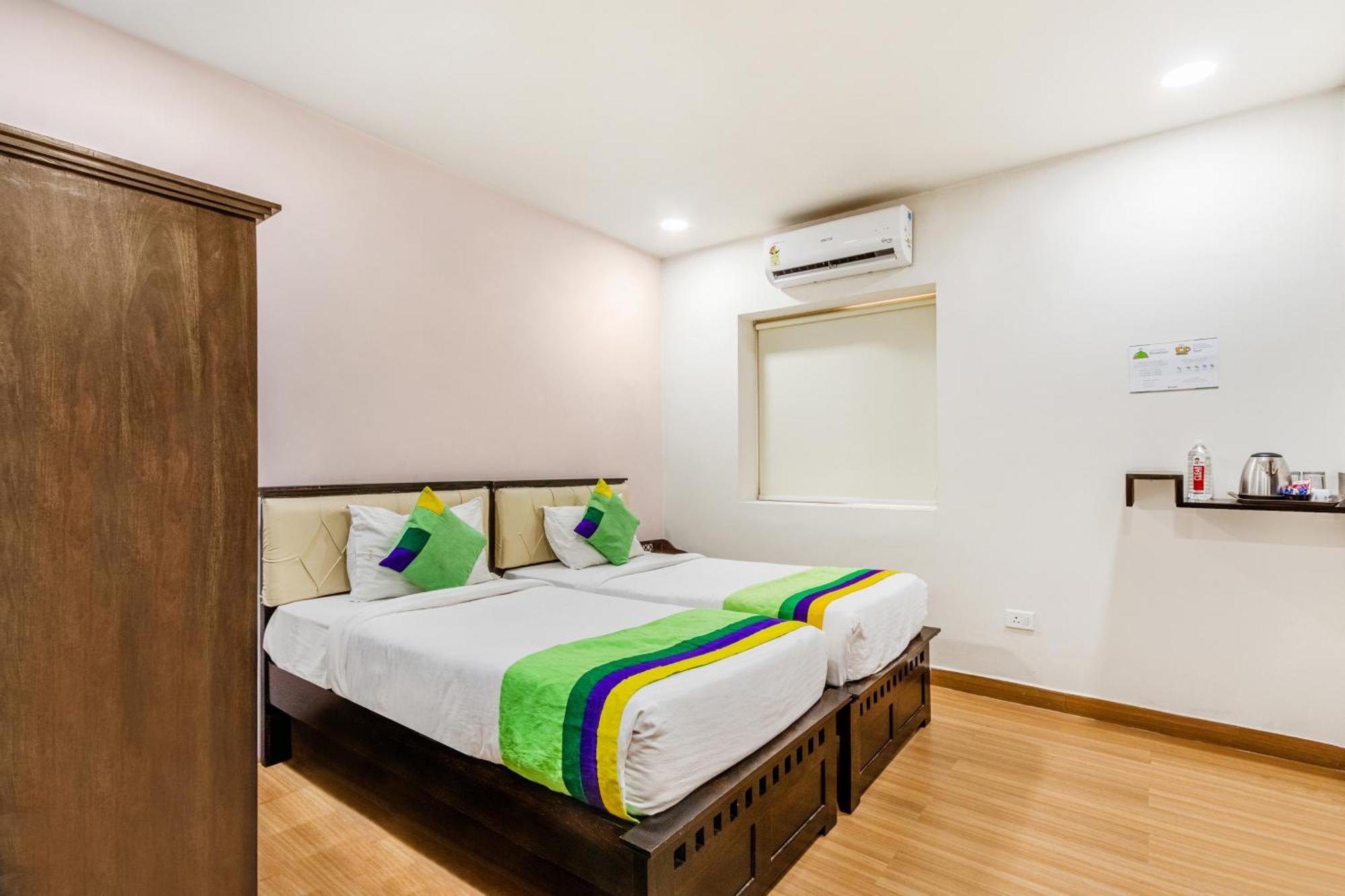 Treebo Purple Square Otel Haydarabad Dış mekan fotoğraf