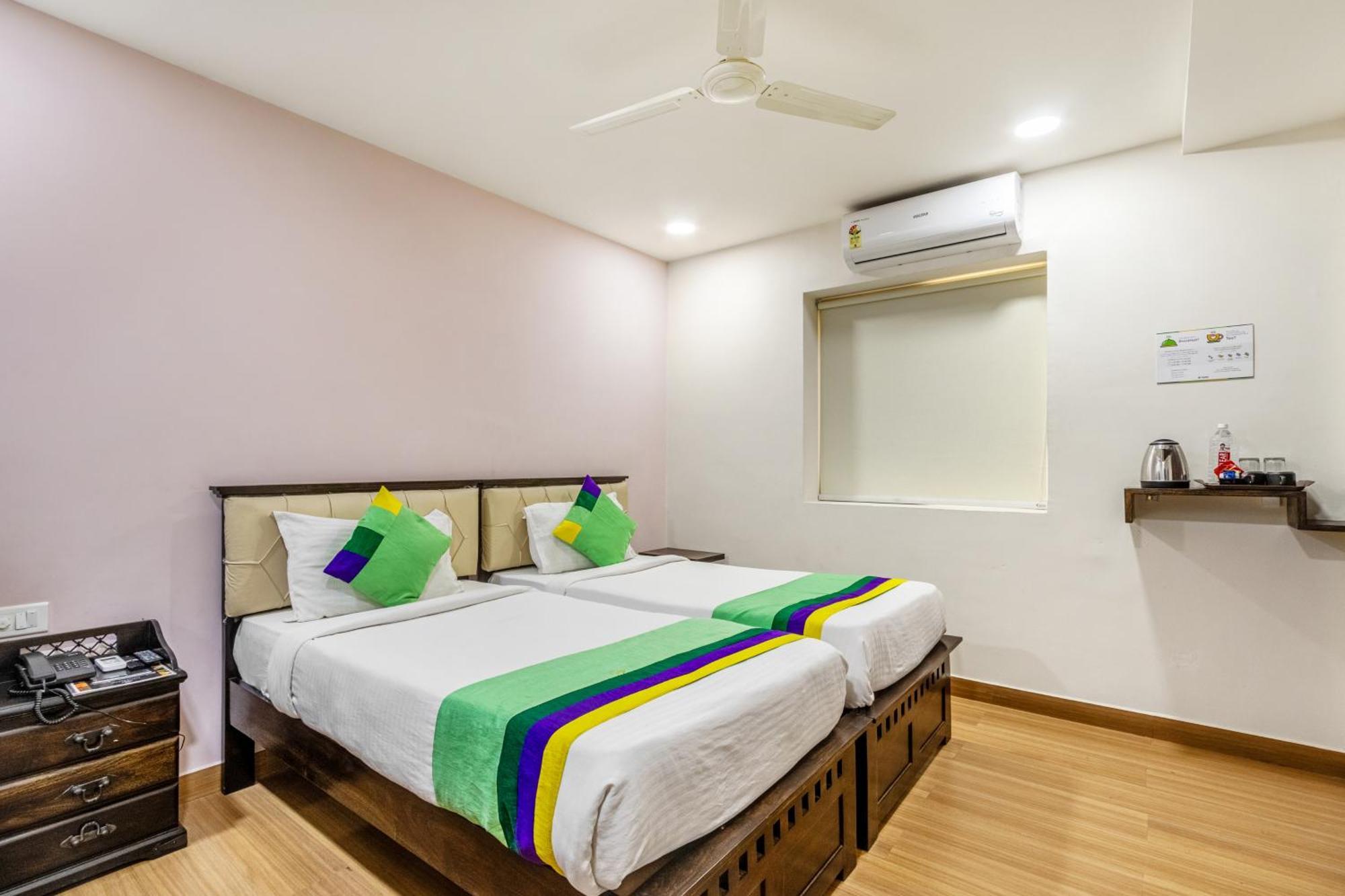 Treebo Purple Square Otel Haydarabad Dış mekan fotoğraf